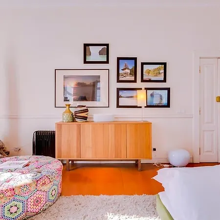 Apartmán Stunning Views For Up To 4 Pax In Chiado Lisboa