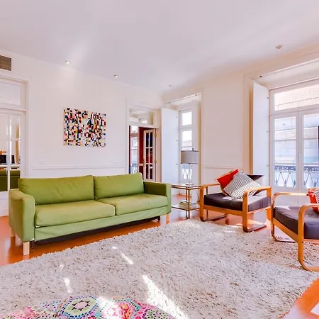 Stunning Views For Up To 4 Pax In Chiado *